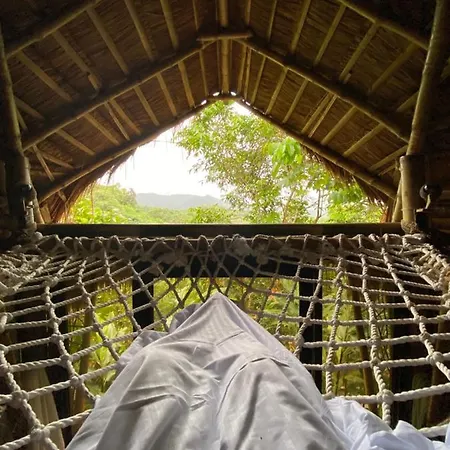 Inigtan Lio Bamboo Cottages El Nido Exterior photo