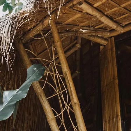 Inigtan Lio Bamboo Cottages El Nido Exterior photo